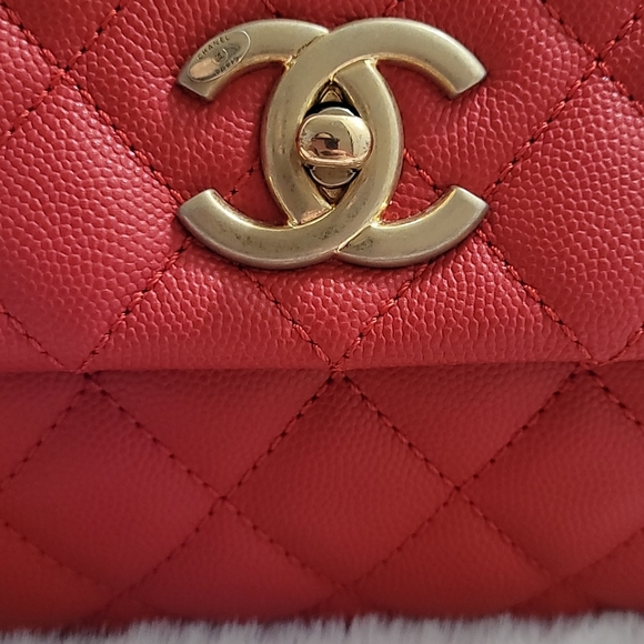 ❌️SOLD❌️RED medium coco handle - Picture 3 of 8